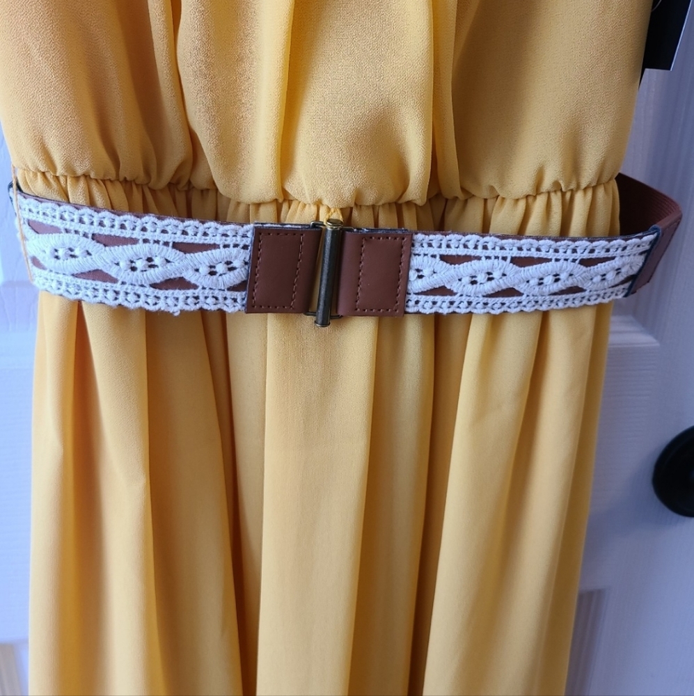 💛 NWT yellow sleeveless dress with belt - Picture 3 of 4